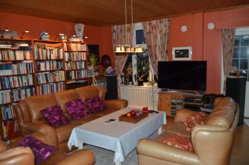 Angelas White House - single room in 斯塔姆松