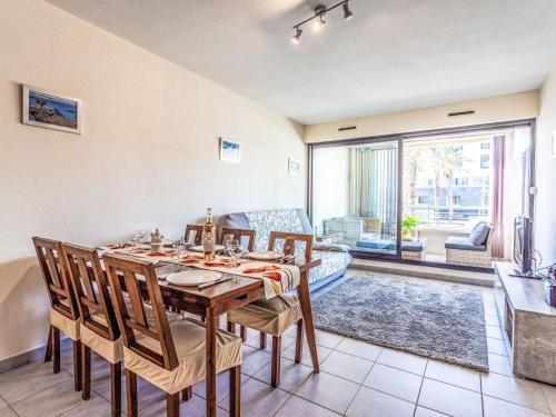Apartment Le Sunset-Cap Sud-26 by Interhome near fuZion