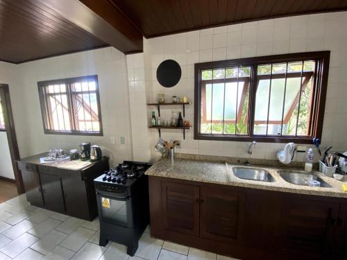 Konyha, Apartamento espaçoso e central (Apartamento espacoso e central) in Tres Coroas