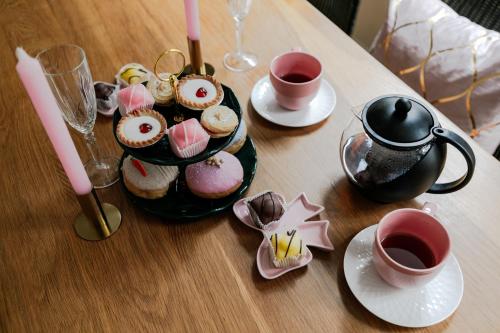 1st Class Covent Garden Town-House for 1st Class Guests - image 8