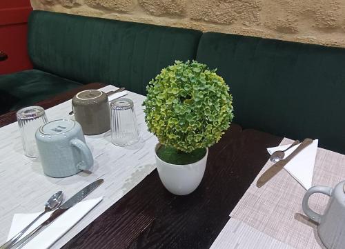 Hotel Bastille - image 7