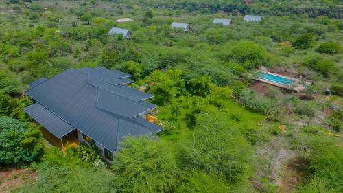 Exterior view, Moonbow lodge in Mto Wa Mbu