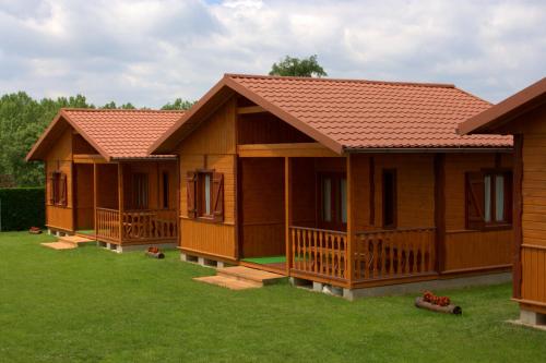 . Camping LLuçanès
