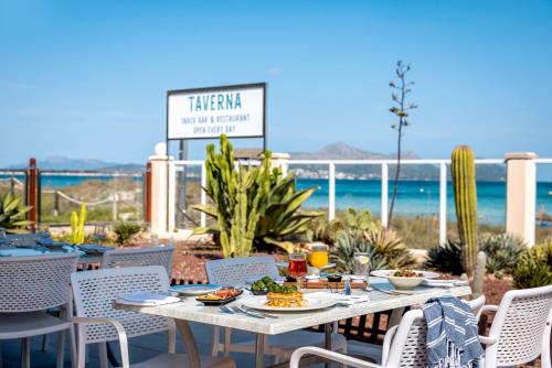 TUI BLUE Alcudia Pins - image 2