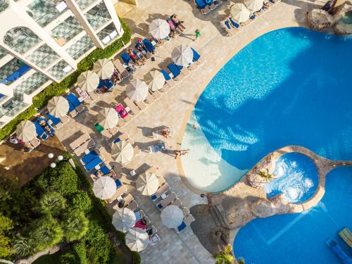 TUI BLUE Alcudia Pins - image 13