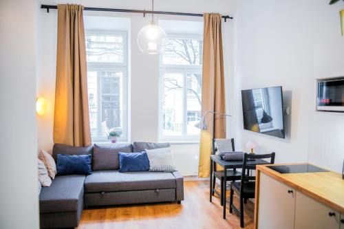 Piano Apartments 1