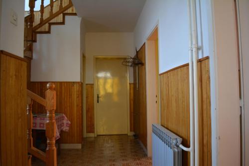 Guest house Ema