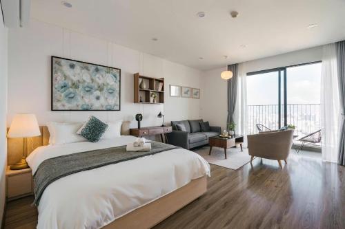 SOL - Vinhomes D’capital Luxstay