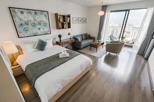 SOL - Vinhomes D’capital Luxstay