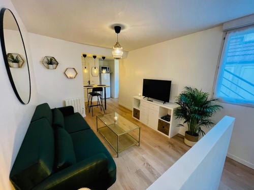 Cosy apartment City Center in Montlhery