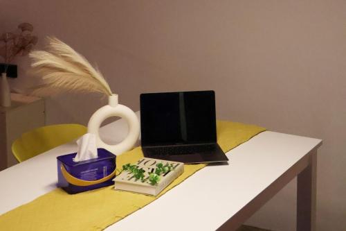 嘿夏天 HeySummer-13pax l 200mJetty l Netflix l Games l Youtube 嘿夏天 HeySummer-13pax l 200mJetty l Netflix l Games l Youtube