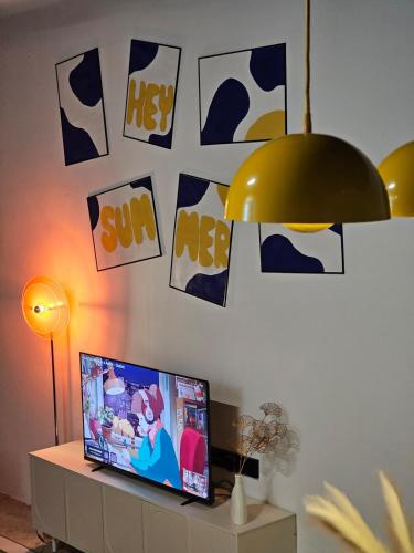 嘿夏天 HeySummer-13pax l 200mJetty l Netflix l Games l Youtube 嘿夏天 HeySummer-13pax l 200mJetty l Netflix l Games l Youtube