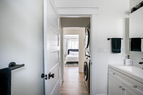 Charming Hollywood Bungalow with Private Parking, Los Angeles (fotografie 5)