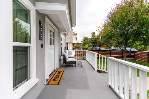 Charming Hollywood Bungalow with Private Parking, Los Angeles (fotografie 8)