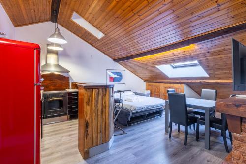 Castaldi 33 by Cortivo House