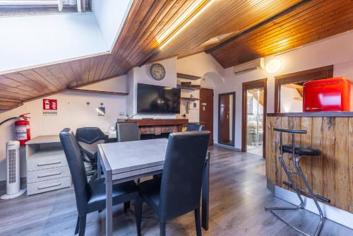 Castaldi 33 by Cortivo House