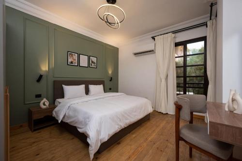 Luxury Stay 77 by Spacey #21- 1BR in Maadi, Káhira