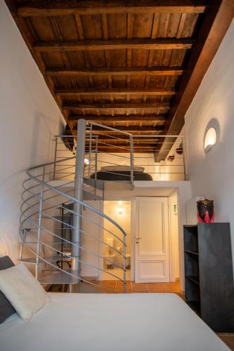 Pantheon Domus Apartment - image 14