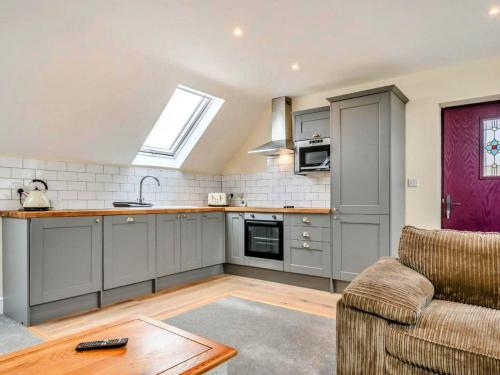 Közös társalgó / TV, Little Rissington - The Studio Apartment in Wyck Rissington