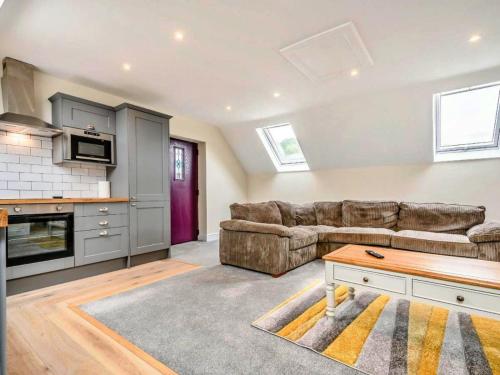 Közös társalgó / TV, Little Rissington - The Studio Apartment in Wyck Rissington