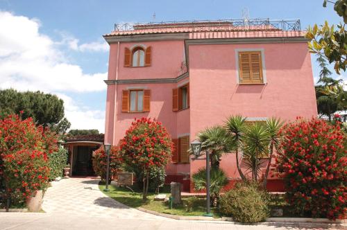 Hotel Arco Di Travertino