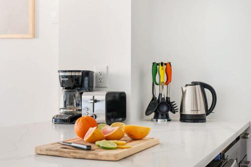 1597-14 New Renovated Studio rime UES, New York (Foto 8)