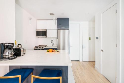 1597-14 New Renovated Studio rime UES, New York (Foto 7)