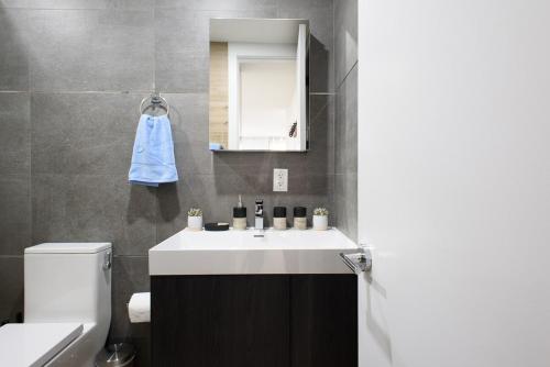 1597-8 Luxury STUDIO Upper East Side W&D, New York (Foto 6)