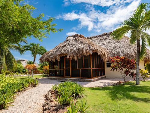 Vista exterior, Orchid Bay Resort in Orchid Bay