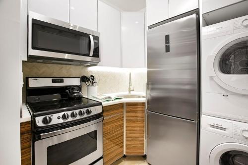 24-6 Gramercy area Newly reno Studio W&D in unit, New York (foto 3)