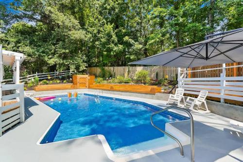 Belmont Family Fun w Hot Tub Pool Game Room King Suite Belmont Family Fun w Hot Tub Pool Game Room King Suite