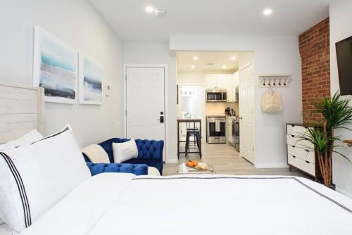 240-15 Luxury Studio Prime Location W&D, New York (Foto 10)