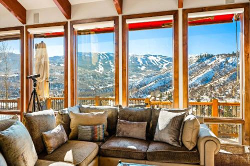 Top of Lemond Home - image 2