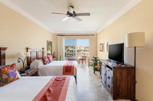 Villa La Estancia - Medano Beach Villas in Cabo San Lucas, Mexico