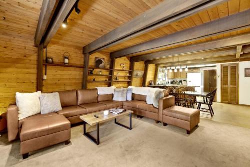 Relaxing Big Cub Cabin at Big Bear