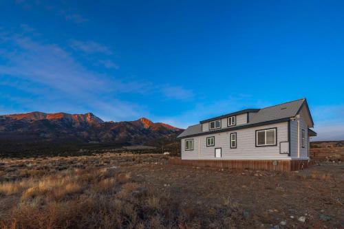 Mountain Dark Sky Cottage Close To Great Sand Dunes in Blanca, USA