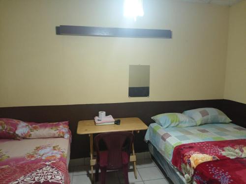 HOTEL EL EDEN — other in 21-27 24 Calle zona 12, Guatemala Guatemala, 01012