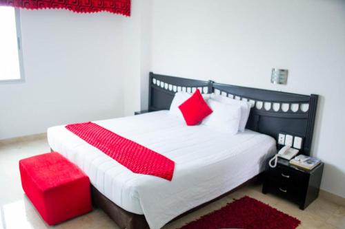 1 double bed, 1 twin bed