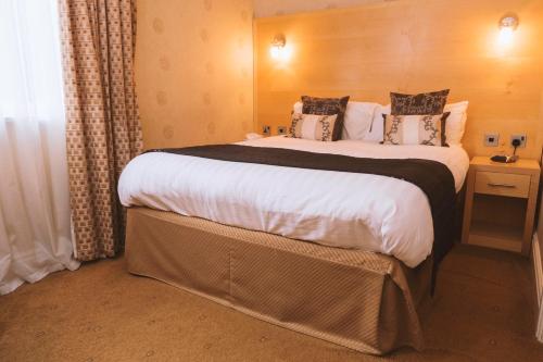 Trivelles Park Hotel - image 4