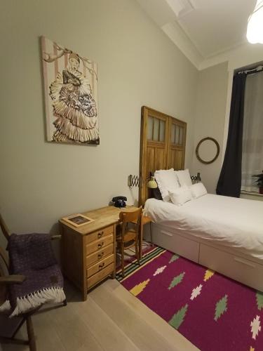 Marilou and Dalibor's room, Brussels (photo 10)