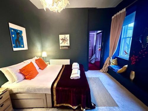 Unique cozy nest for 2, Old Town, Эдинбург (фото 7)