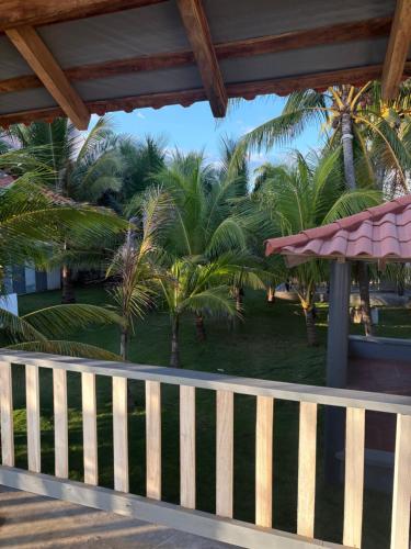 المنطقة المحيطة, Boni Beach in Los Cobanos