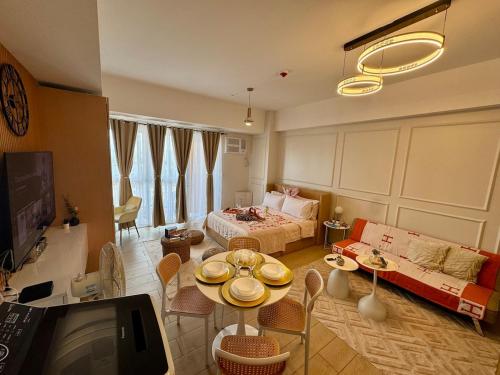 Spacious Staycation with venice grand canal view, Manila