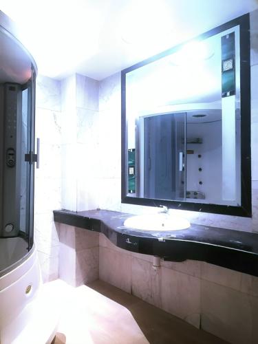 Appartement 380M BD El Massira Maarif in Al Fida