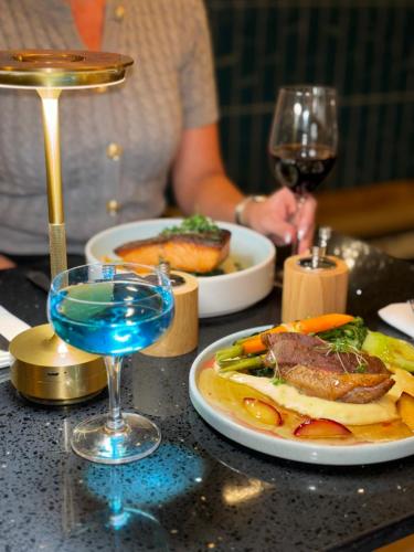 Bar/lounge, Best Western Northfields Ealing Hotel in Ealing