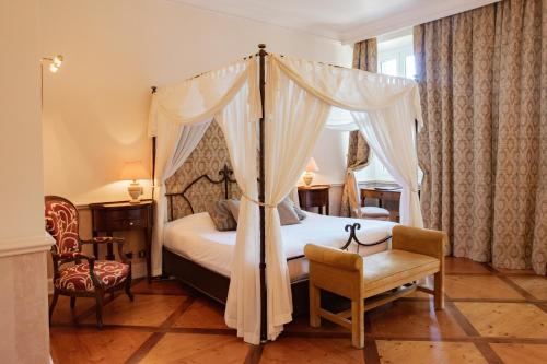 Exterior view, Chateau des Comtes de Challes in Challes-les-Eaux