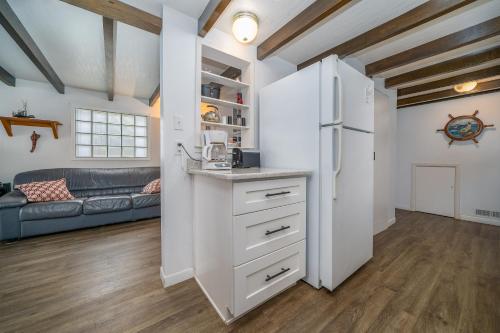 Woodley Beach House – Gleneden Beach, OR
