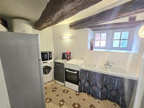 Gîte Saint-Marcel-du-Périgord, 3 pièces, 4 personnes - FR-1-616-51 (Charmante maison au calme avec jardin clos pres de Bergerac, ideale pour famille et animaux. - FR-1-) in 貝傑拉克市中心