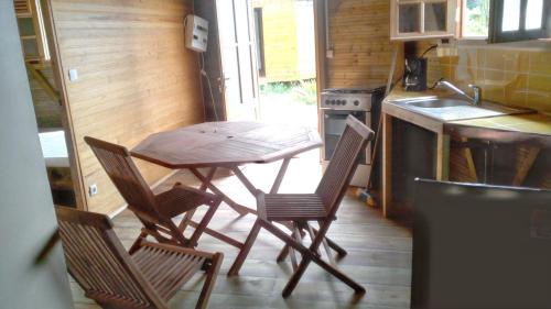 Instalaciones, Bungalow charmant avec piscine partagée à Le Robert (Bungalow charmant avec piscine partagee a Le Robert) in Le Robert