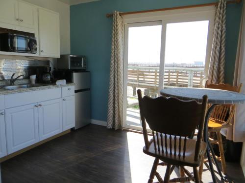 Létesítmények, Dolphin Cove Motel in Pismo Beach (Kalifornia)